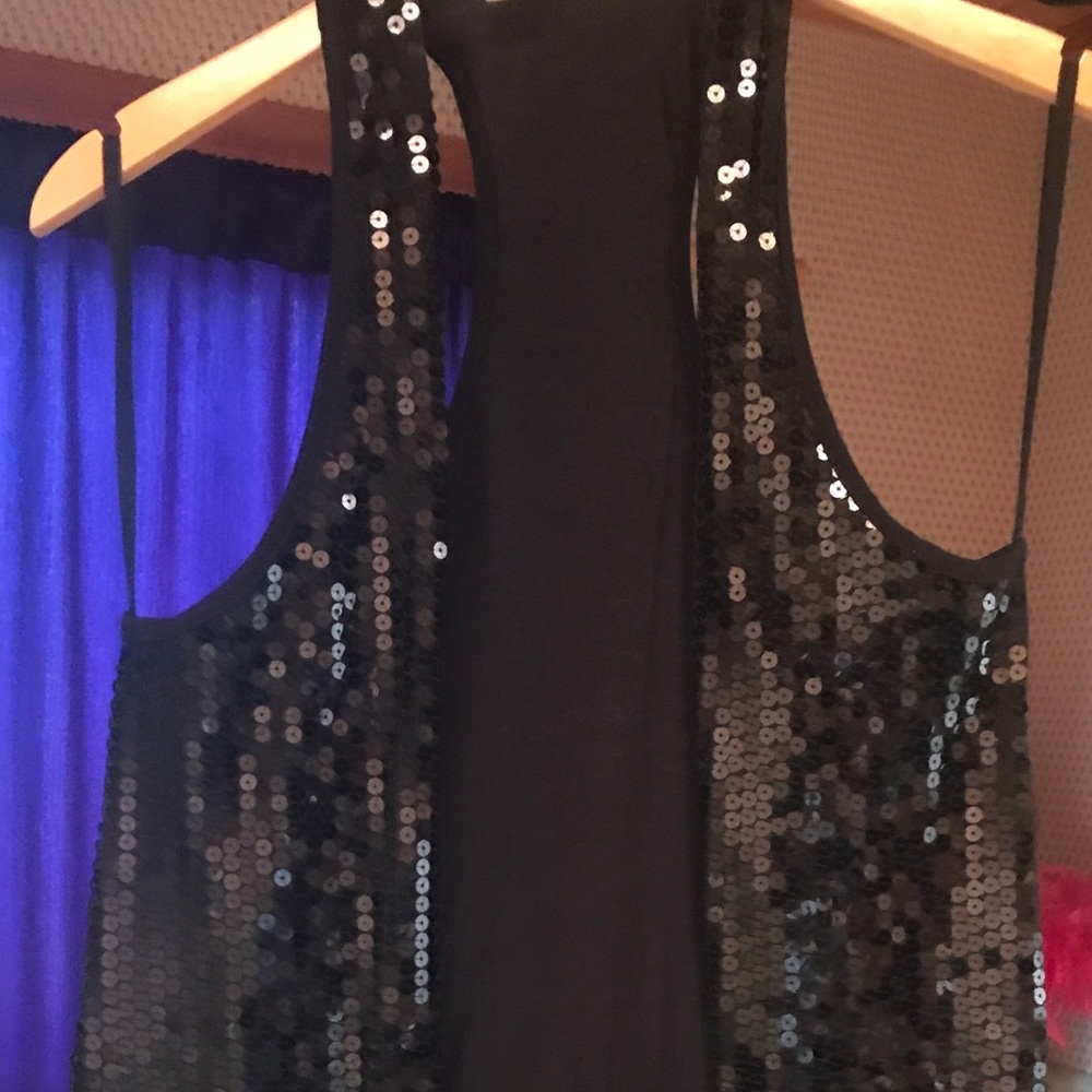 Sequined vest - Picture 3 of 3