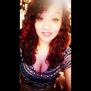 Meet your Posher, Kaitlynn