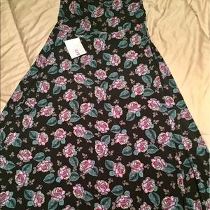 LuLaRoe Maxi - Small