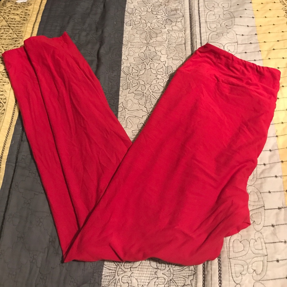 Tall and curvy lularoe leggings