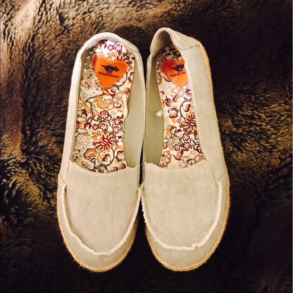 Rocket dog shoes.