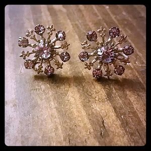 *SOLD*Vintage Snowflake Earrings