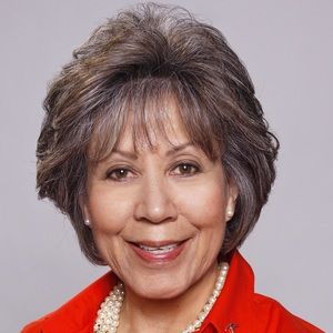 Meet your Posher, Martha isabel