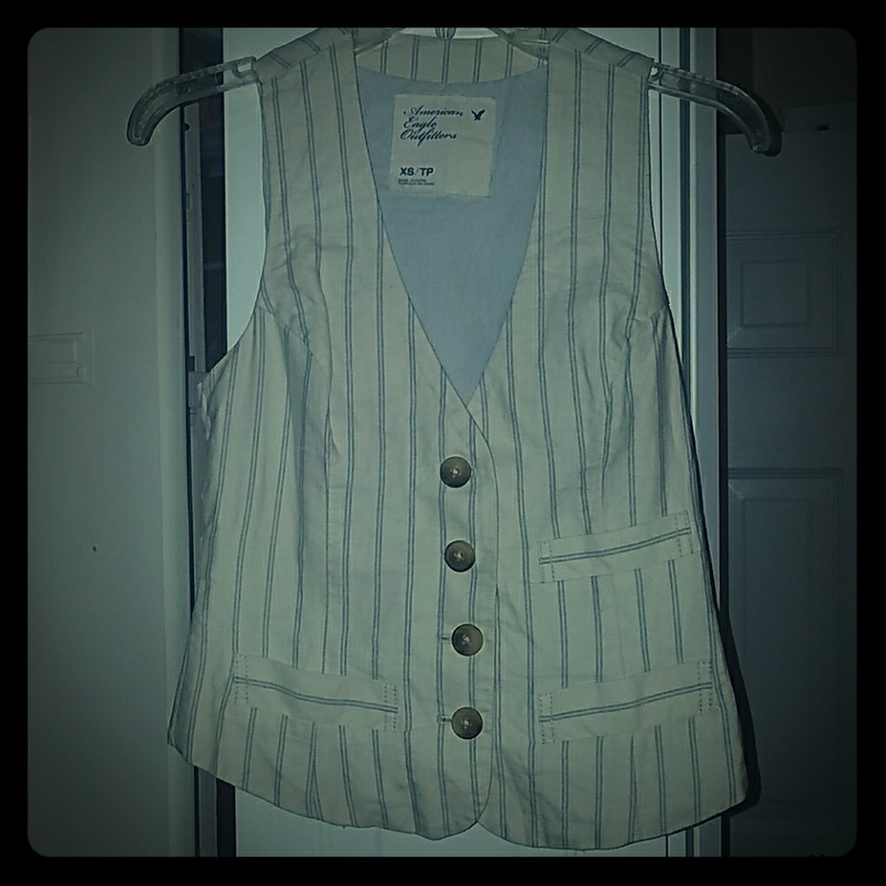 AE Vest