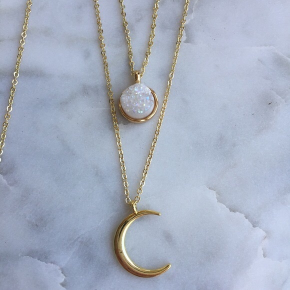 □Layered Druzy Moon Necklace - Picture 2 of 4