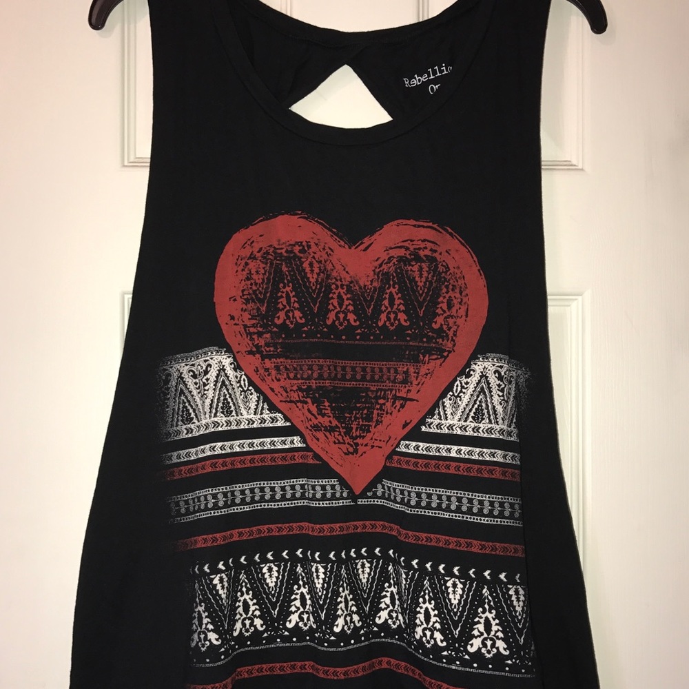 Black summer tank with Red ❤️