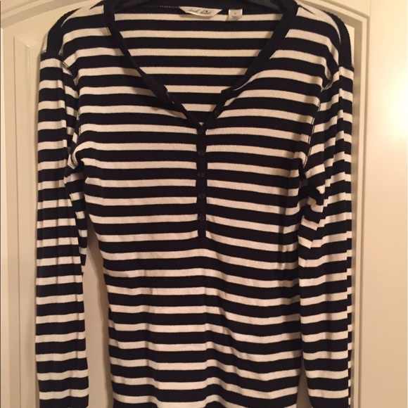 Black white stripes - Picture 1 of 3