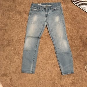Super Cute Women's Gap Legging Jeans