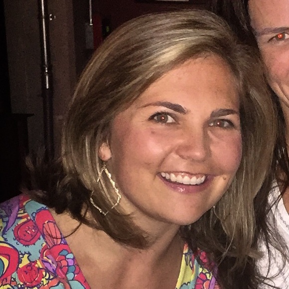 Meet your Posher, Meredith - Picture 4 of 4