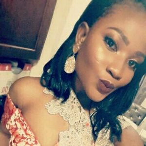 Meet your Posher, Farahana