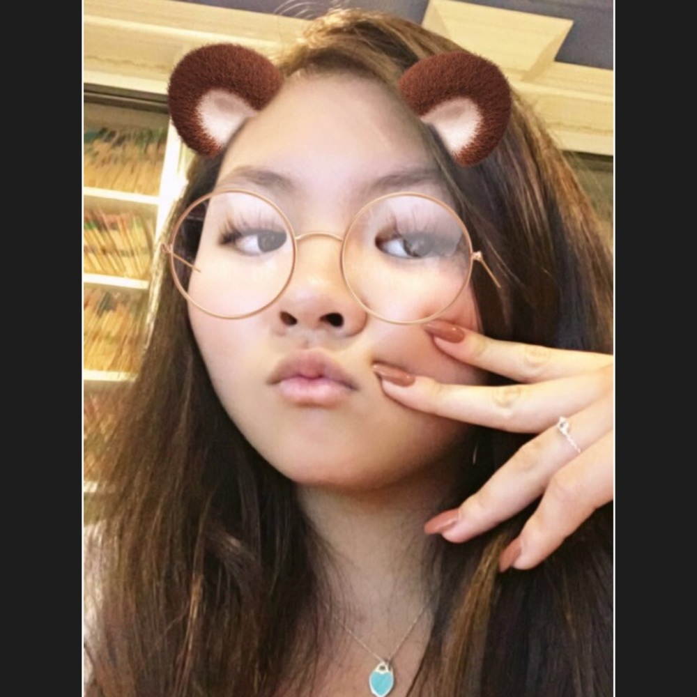 Meet your Posher, Britney