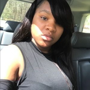 Meet your Posher, Briana