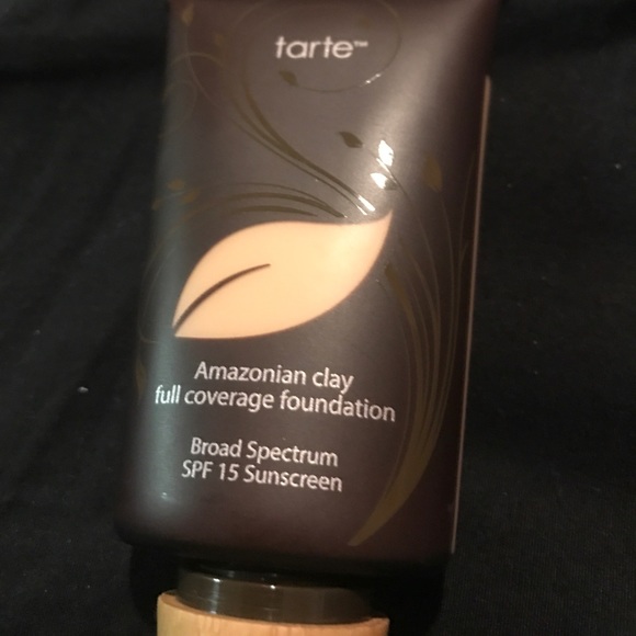 Tarte foundation with colourpop matte lipstick. - Picture 3 of 7