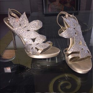 Satin cut flower with crystals shoes