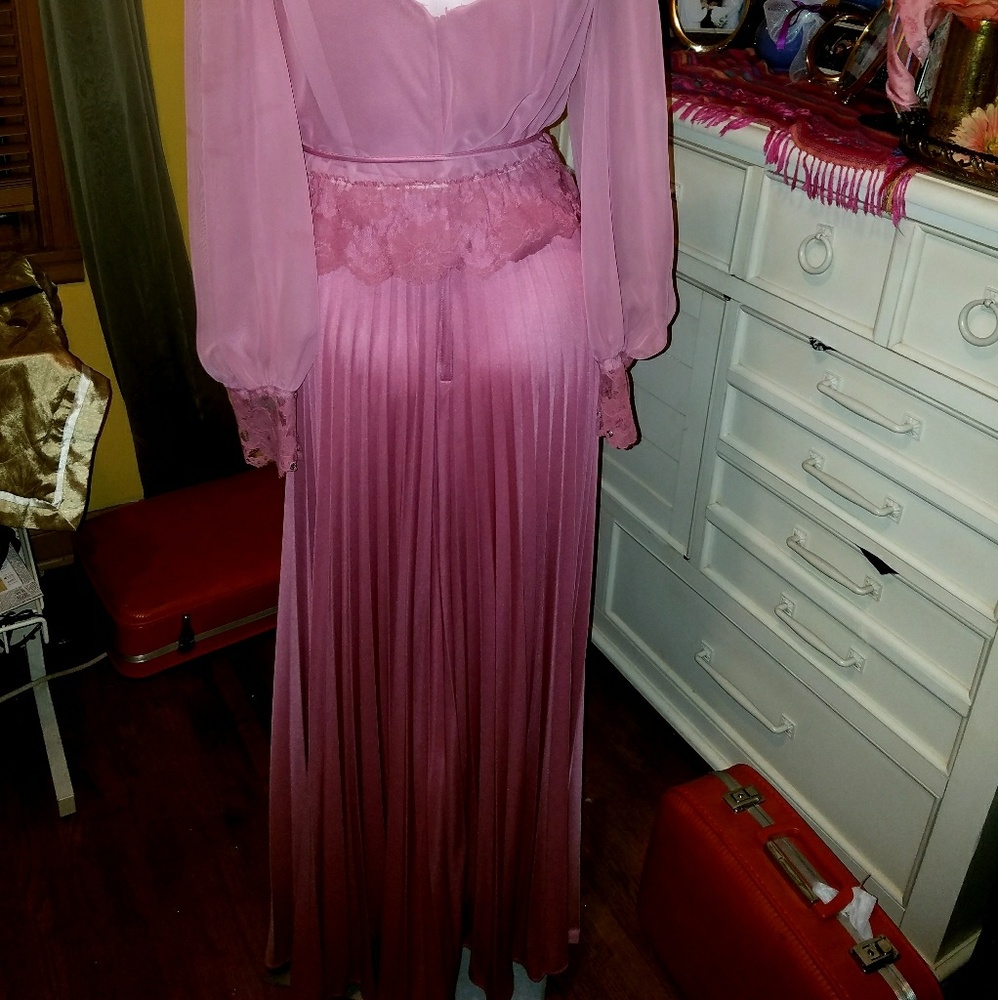 Vintage Victorian 70's/ 2 Piece Pink Maxi Dress - Picture 4 of 8