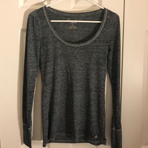 American Eagle Grey Long sleeve