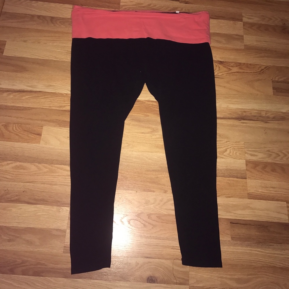 Plus size yoga pants