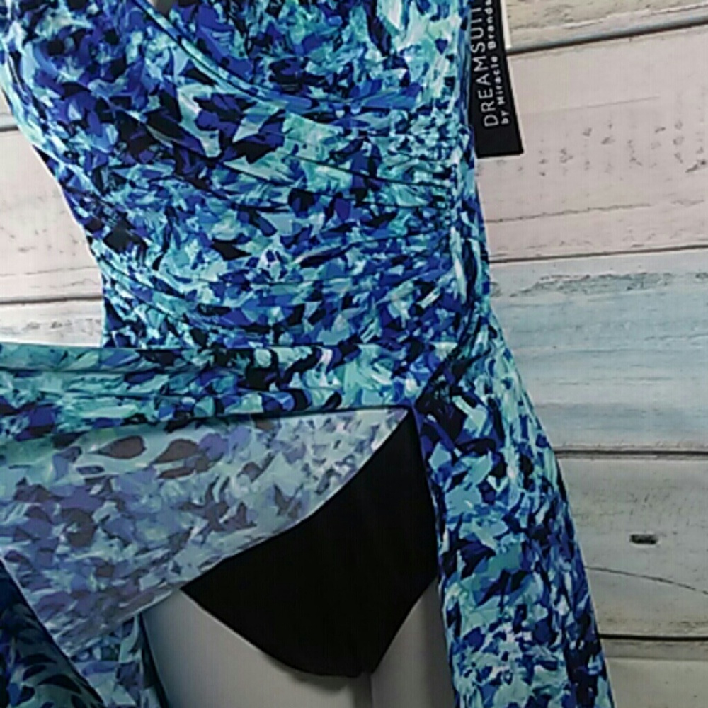 One piece swimsuit size: 8 Retails for $69 - Picture 3 of 8