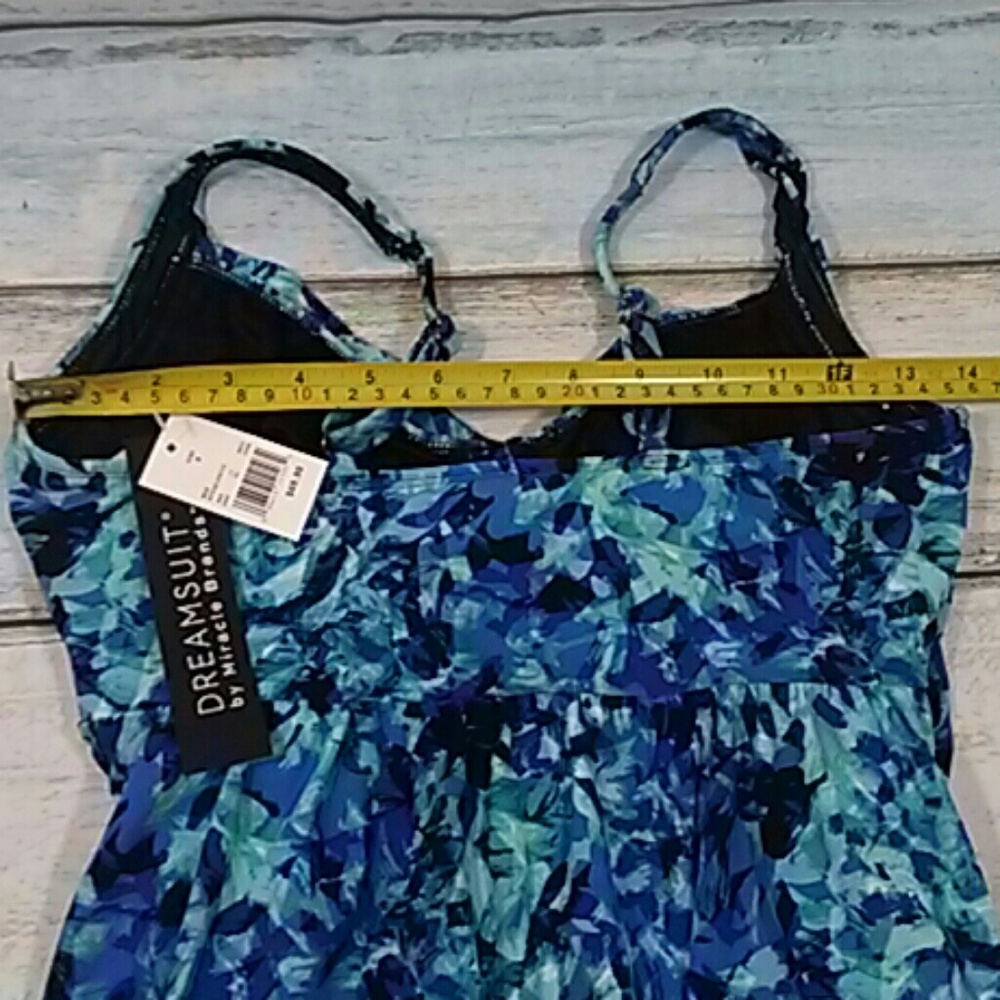 One piece swimsuit size: 8 Retails for $69 - Picture 6 of 8