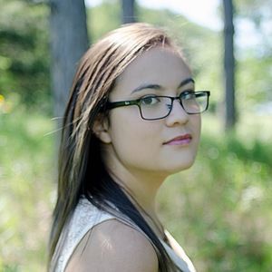 Meet your Posher, Hana