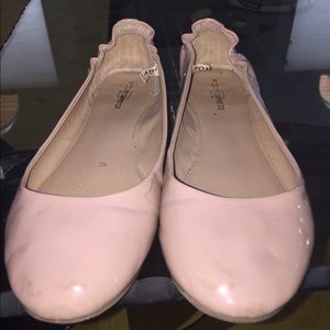 Flat pink comfortable shoes