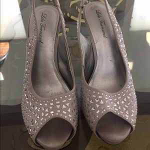 Beautiful grey heels with jewels