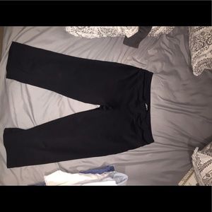 BCG crop exercise leggings