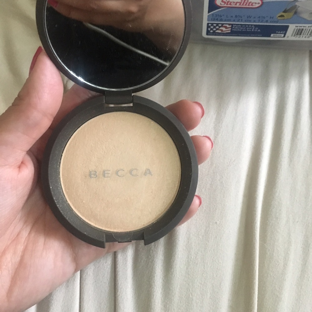Moonstone Becca Highlighter