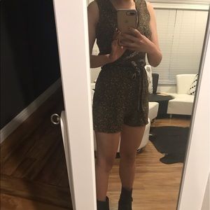 NWT Green floral jumper!