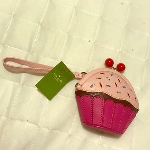 NWT Kate Spade Cupcake Wristlet