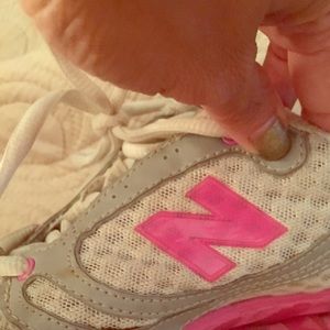 Beautiful New Balance pink size 5.5 shoes