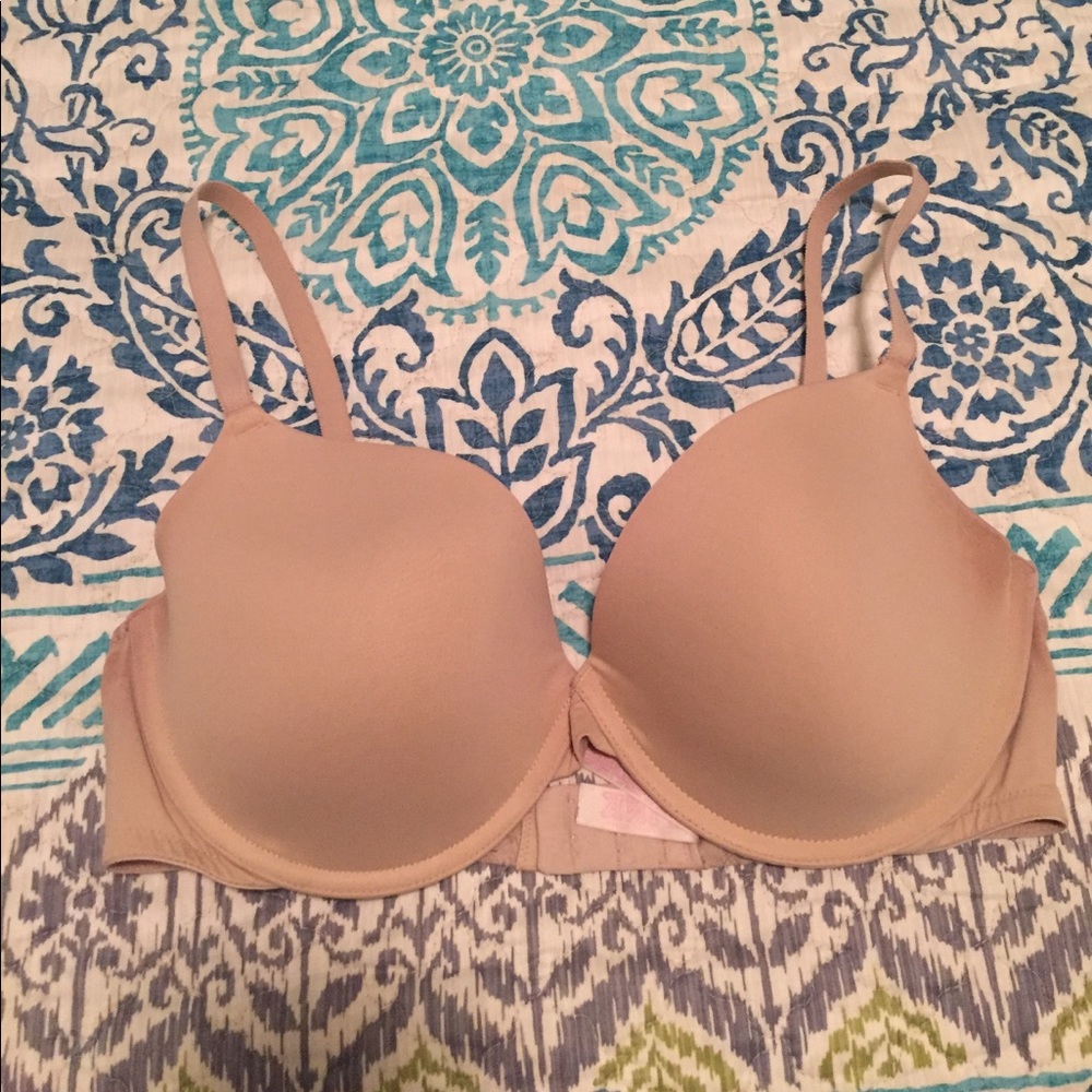 PINK nude wear everywhere bra