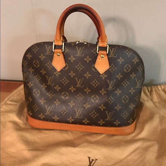 ❌SOLD❌Louis Vuitton Alma PM Handbag - Picture 2 of 7
