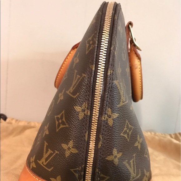 ❌SOLD❌Louis Vuitton Alma PM Handbag - Picture 5 of 7
