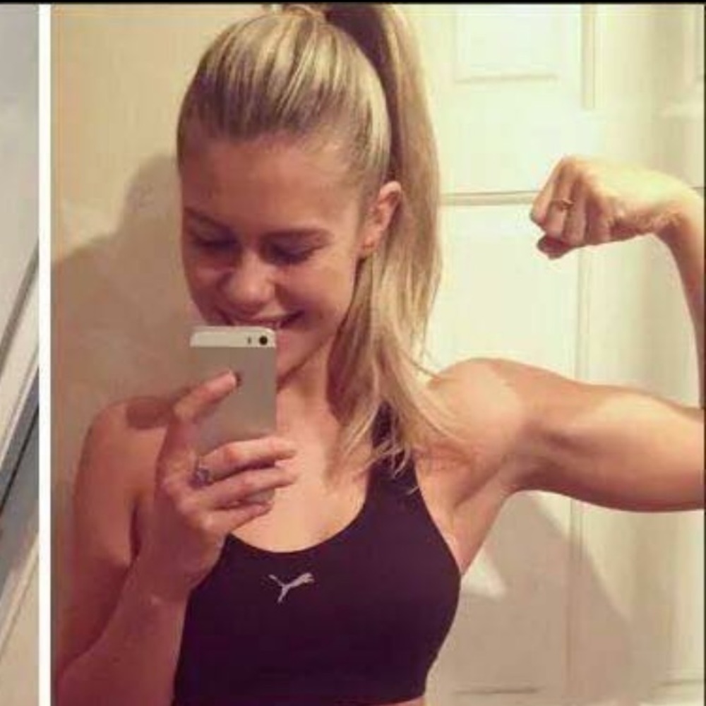 Meet your Posher, Anahi