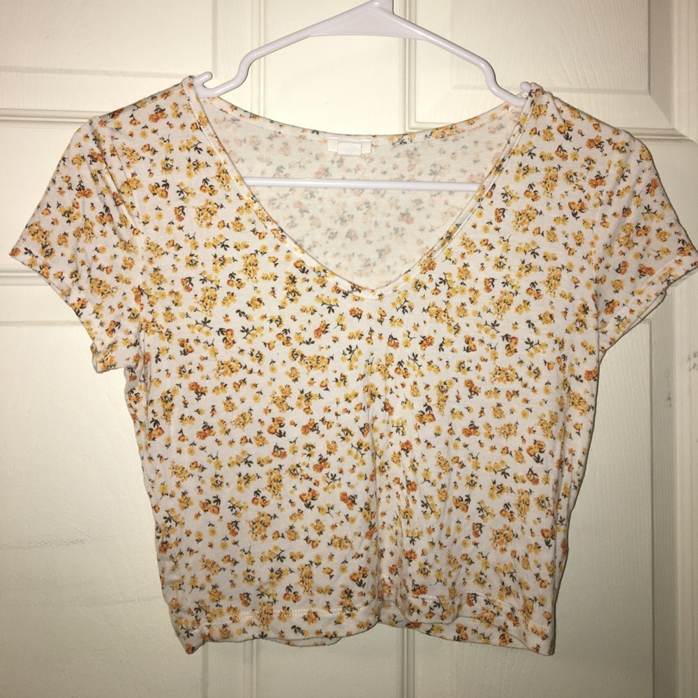 Garage floral crop top