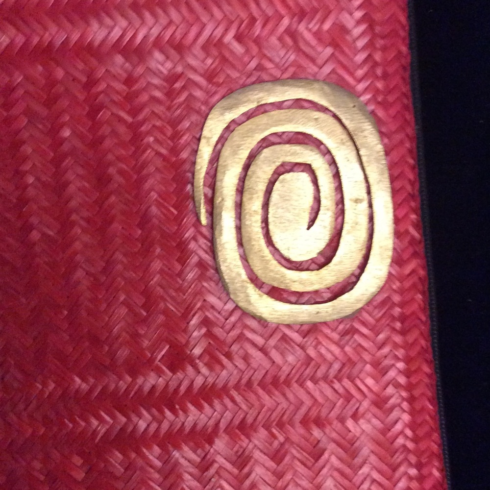 VINTAGE CUSTOM STRAW CLUTCH - Picture 2 of 4