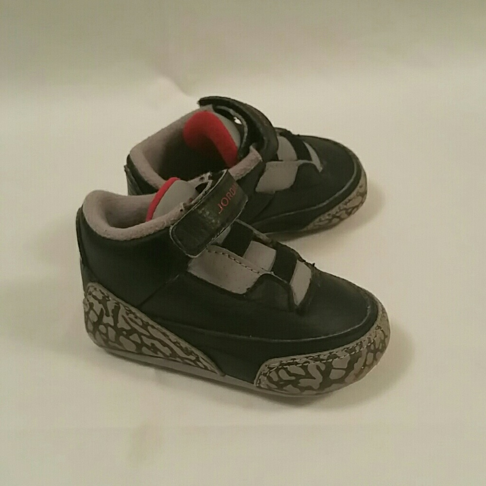 Infant Crib Air Jordan 3 Retro Black Varsity 3C