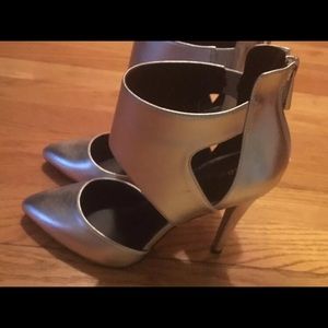 Rock & Republic Silver High Heels 7.5 New