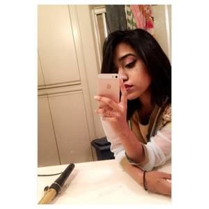 Meet your Posher, Tabassum