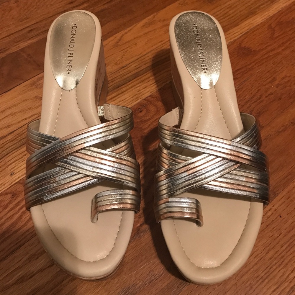 Donald J. Pliner Lettie wedges