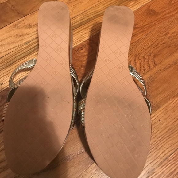 Donald J. Pliner Lettie wedges - Picture 2 of 6