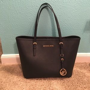 Authentic Michael Kors Purse