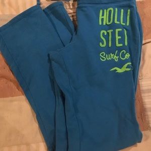 Does anyone have these in men's or women's