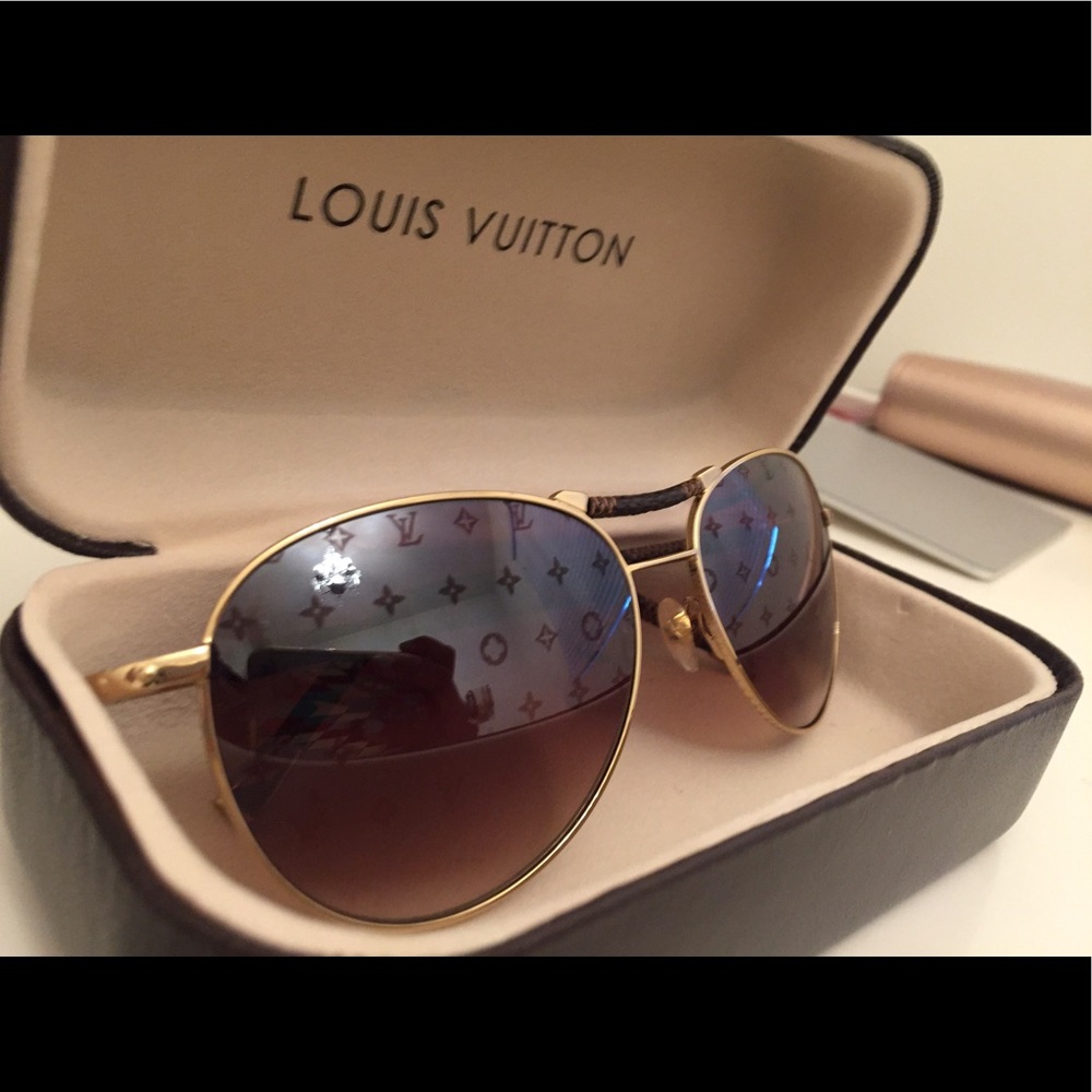 Louis Vuitton Monogram Gold Aviator Sunglasses