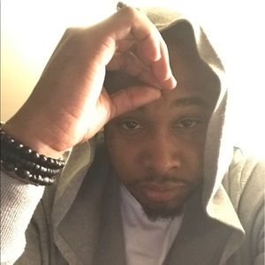 Meet your Posher, Larry