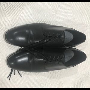Size 10.5 Aldo dress shoes