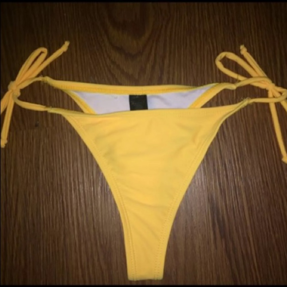 Brand new boutine LA bottoms