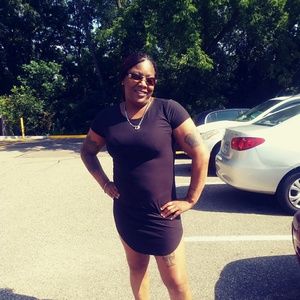 Meet your Posher, Constance