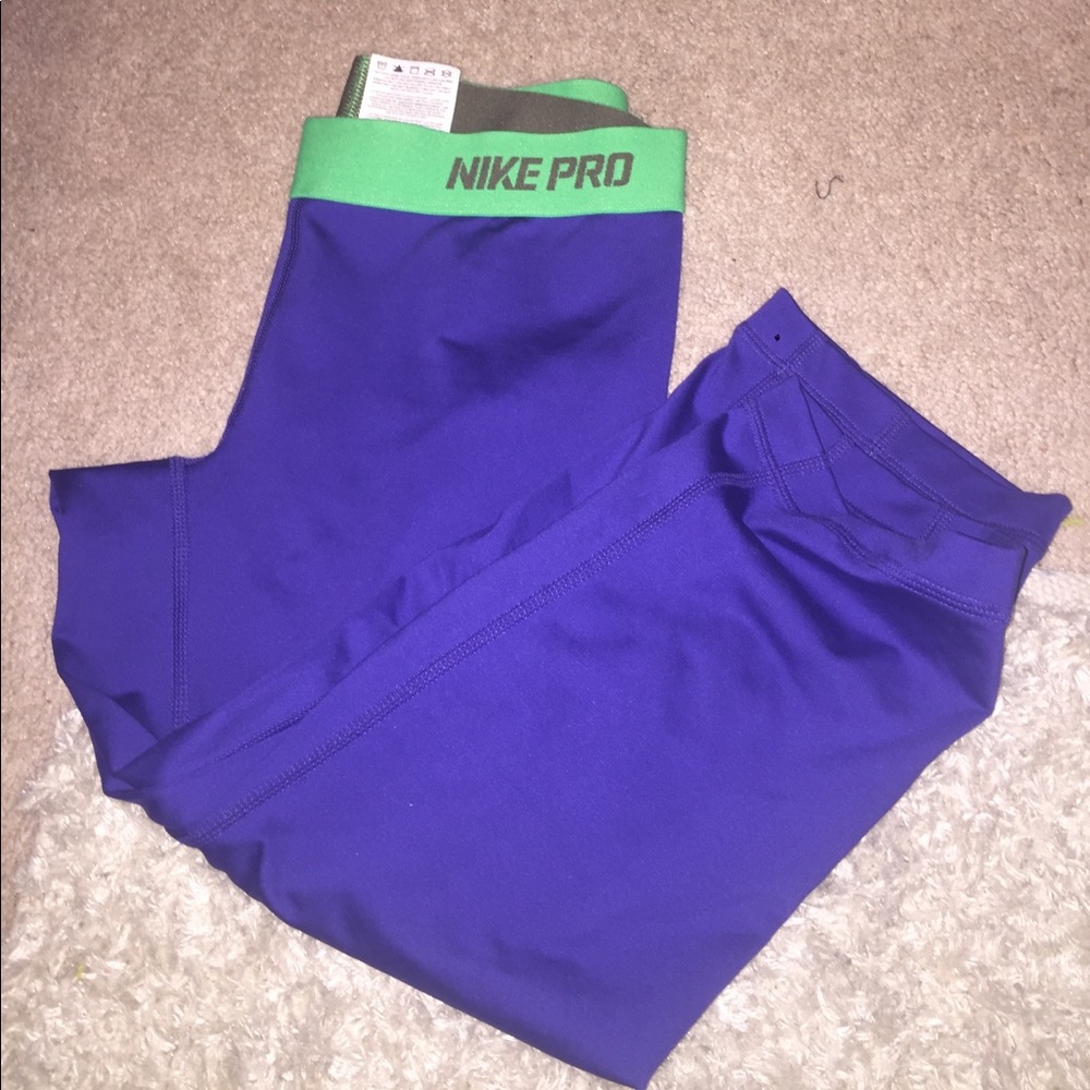 Nike Pro Cropped Leggings
